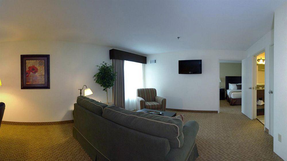 Best Western Plus Valdosta Hotel & Suites Exteriör bild